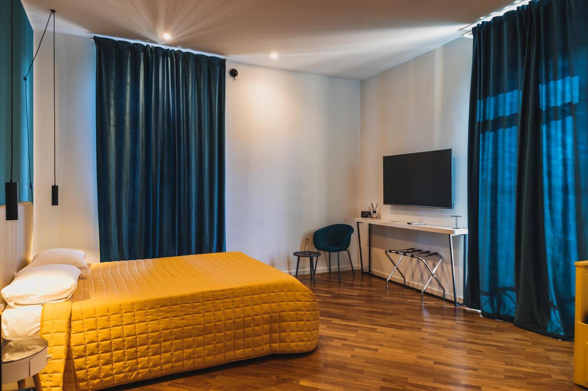 Hotel Attico33 Neapol Zewnętrze zdjęcie